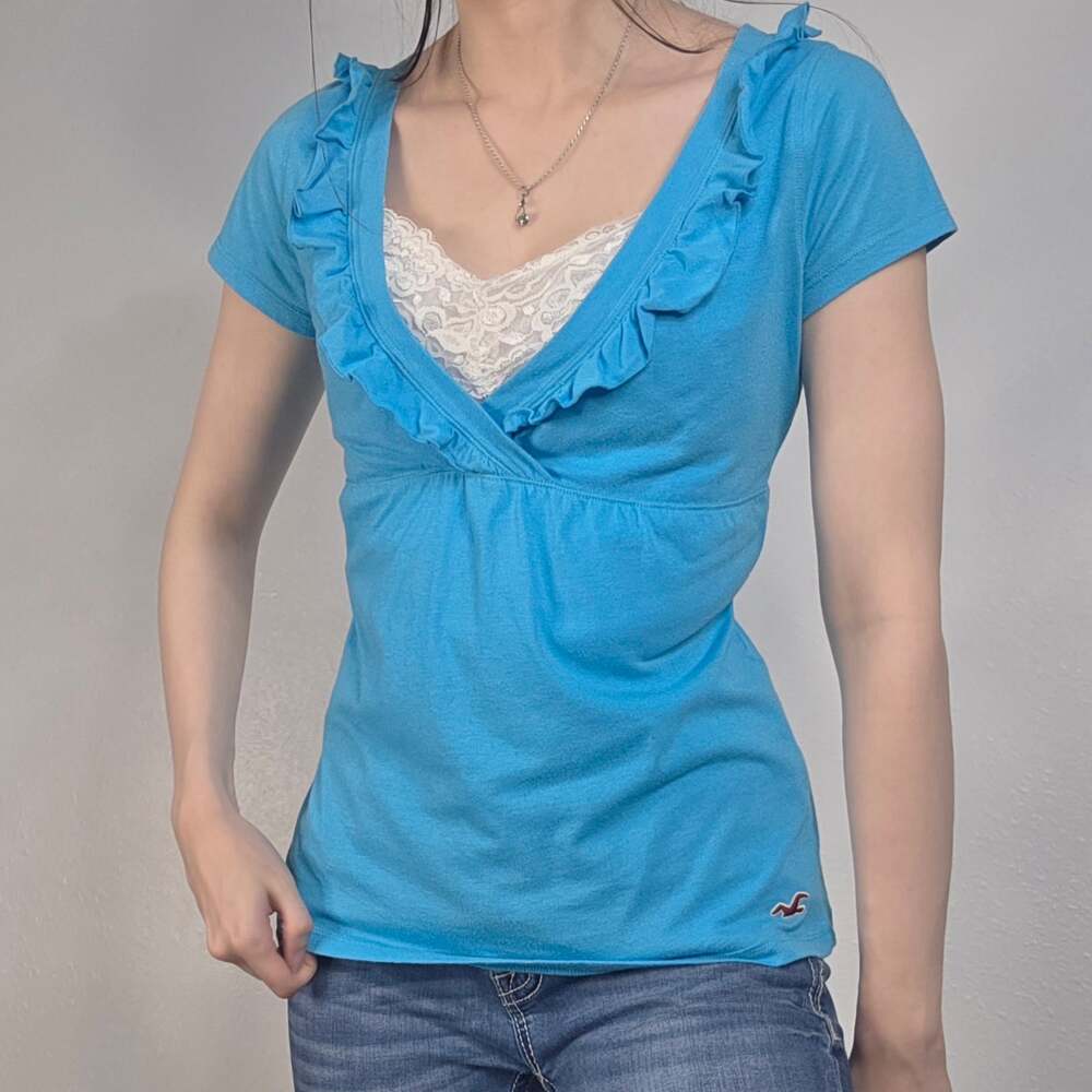 Y2K Hollister Blue Ruffle Babydoll Top Deep V McBling Size Medium Bird Logo